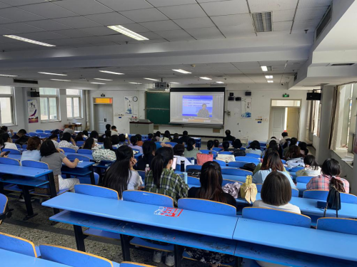 我校新教师参加教师教学能力提升培训